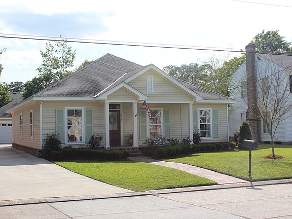 2nd image of 418 Sunset Ave