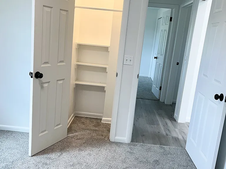 4803 Lyell Rd — Photo 29