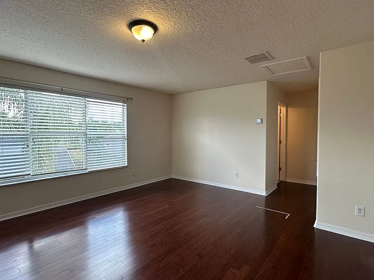 1653 Cherry Ridge Dr — Photo 74