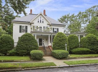 16 Quincy St, Methuen, MA 01844