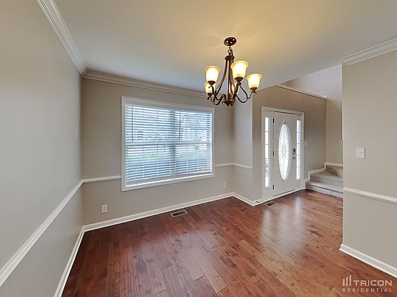 3rd image of 1583 Cobra Ln