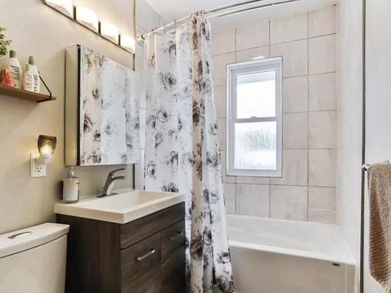 105 Harold Ave #1 — Photo 16