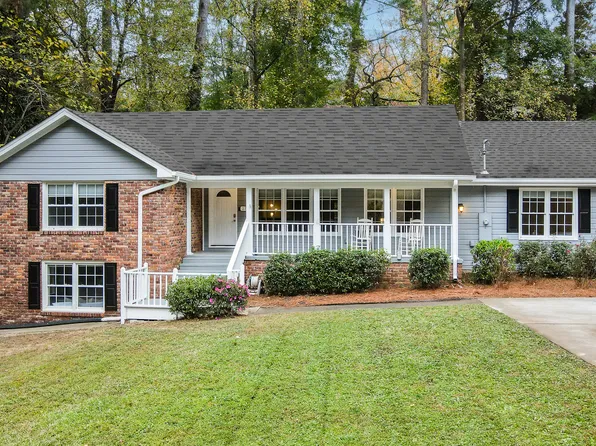 1755 Reindeer Dr NE, Atlanta, GA 30329