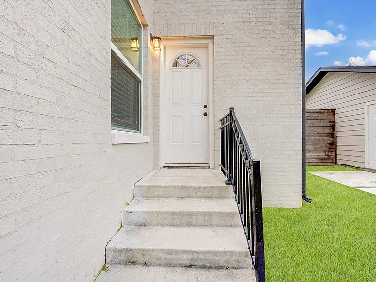 2202 Wentworth St #B — Photo 35