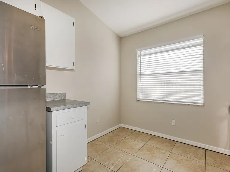 1022 Harvest Moon Dr — Photo 6
