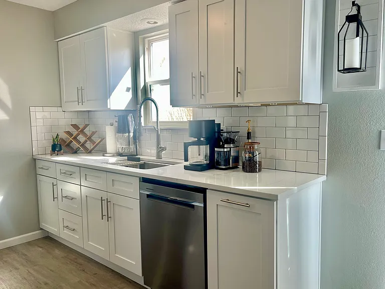 340 NE Highland Ln #340 — Photo 7
