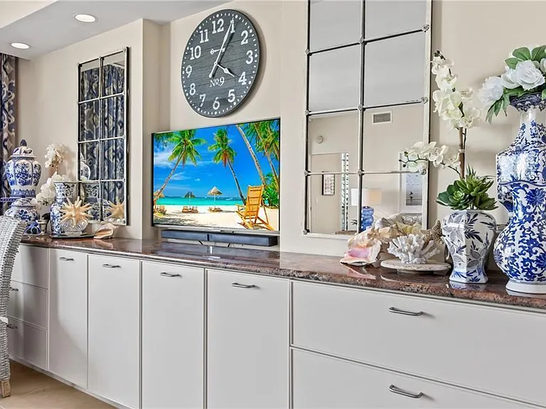 4101 Ocean Dr — Photo 11