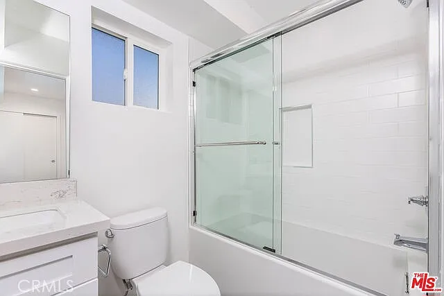 10916 Hesby St — Photo 13