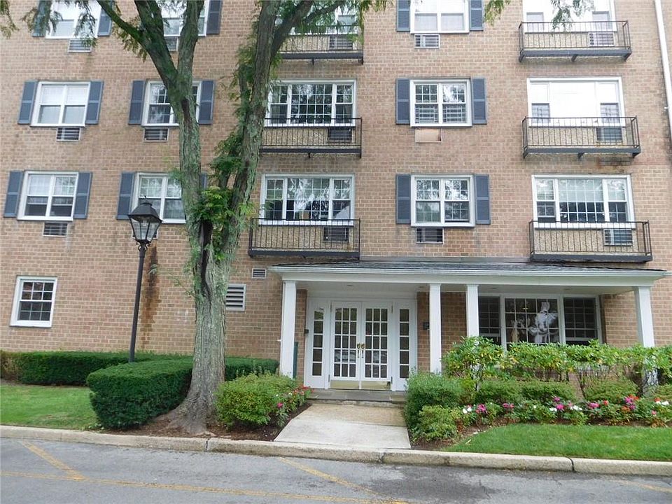 1st image of 1 Consulate Drive #1-A