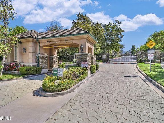 3rd image of 2737 Capella Way