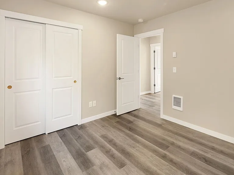 2900-2912 2924 Shore Pine Pl — Photo 19