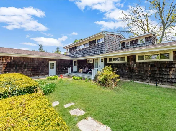 1344 August Road, North Babylon, NY 11703