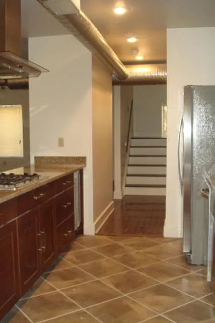 33 W North Ave #3B