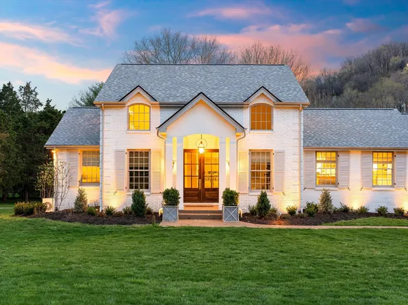 5929 Robert E Lee Dr, Nashville, TN 37215