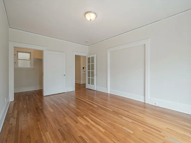 267 10th Ave #2 — Photo 13