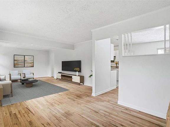 5th image of 610 Oxbo Rd