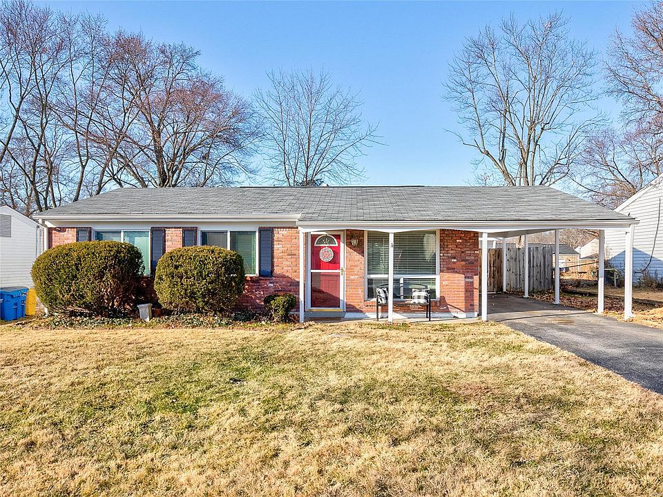 1st image of 2817 Sugar Tree Ln