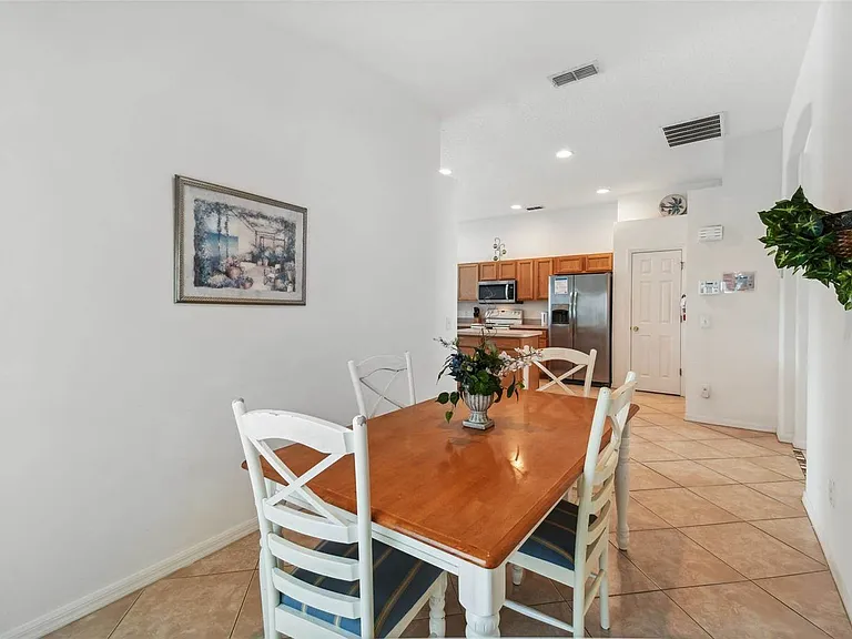 640 Chadbury Way — Photo 38