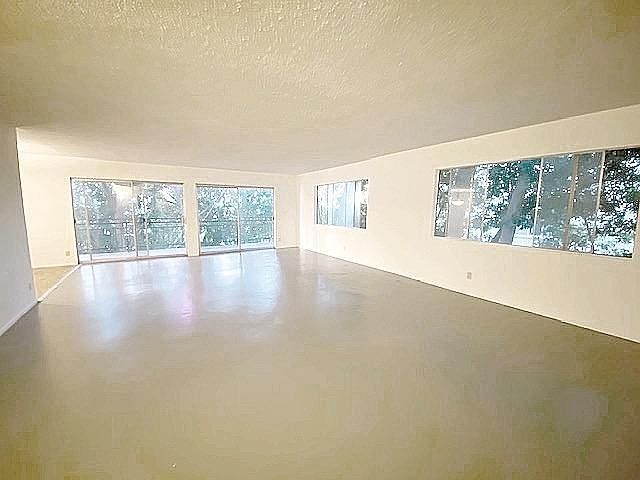 1st image of 1817 N Fuller Ave #202