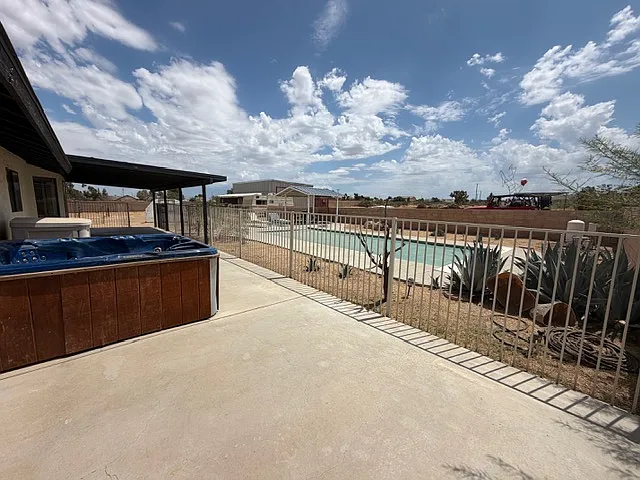 7775 Aragon Rd — Photo 32