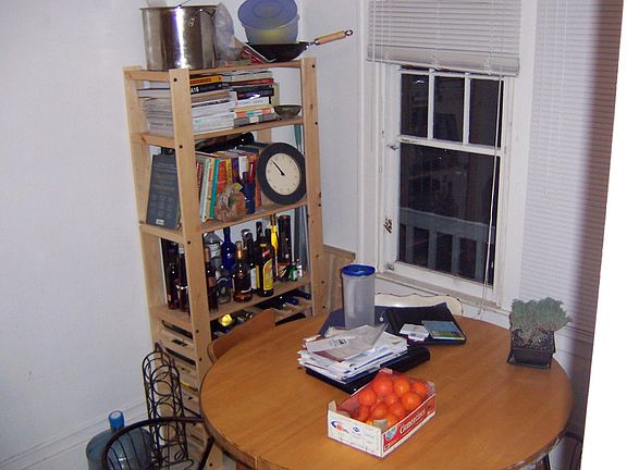 5th image of 1020 Lincoln Ave APT 2