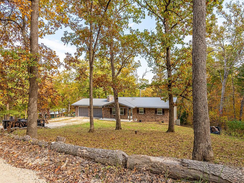 1st image of 106 Red Bud Ln