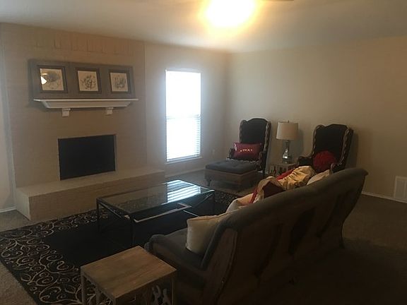 3rd image of 4708 Dentcrest Dr