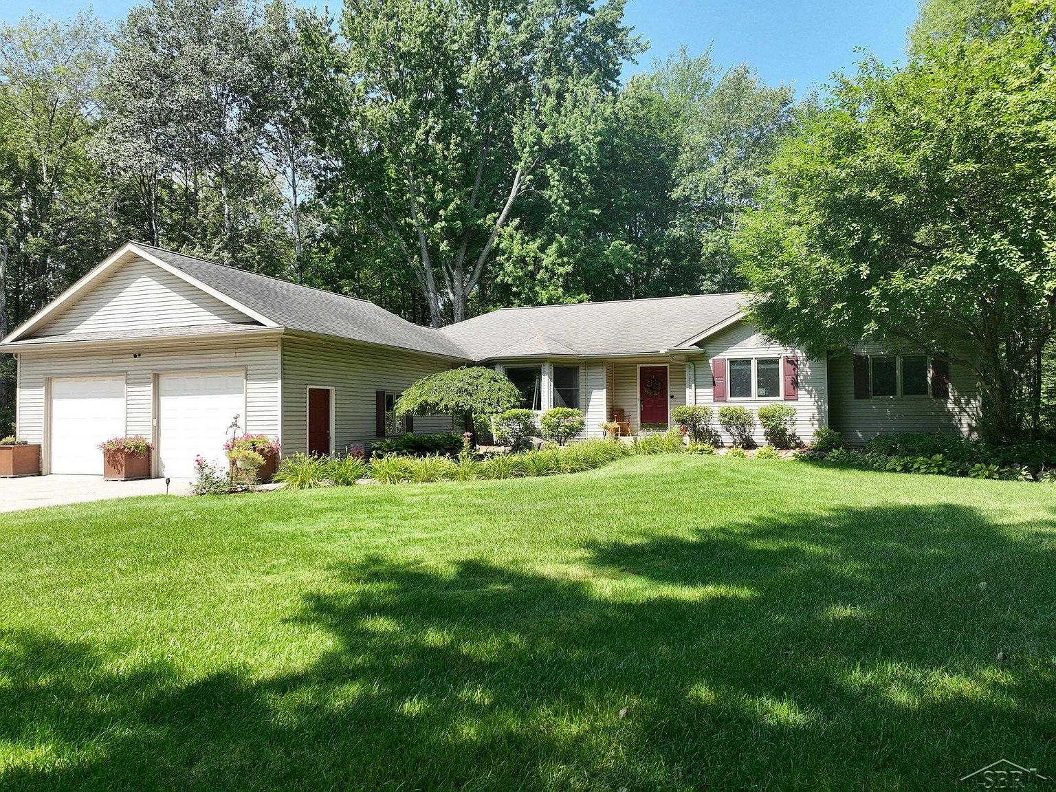 2617 E Mier Rd, Midland, MI 48642 Zillow