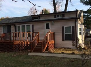 112 Red Oak Dr, Wisconsin Dells, WI 53965