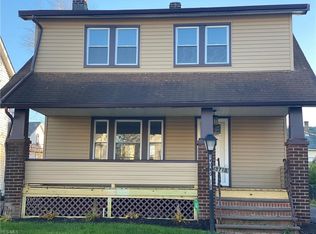 13718 S Parkway Dr, Garfield Hts, OH
