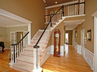 560 Calaveras Dr, Sandy Springs, GA 30350
