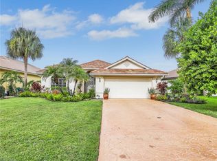 11163 Longshore Way E, Naples, FL 34119