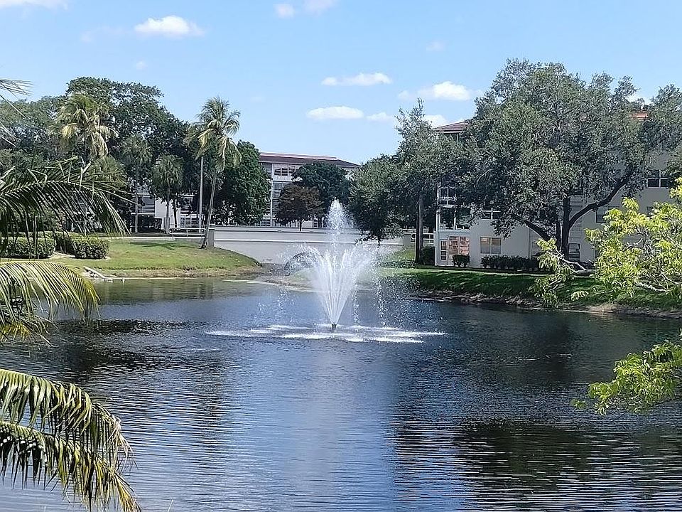 1st image of 1502 Cayman Way #B2