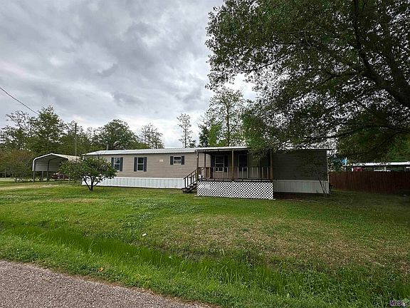 3rd image of 25680 Poirrier Ln