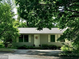 568 Rockbridge Dr SE, Leesburg, VA