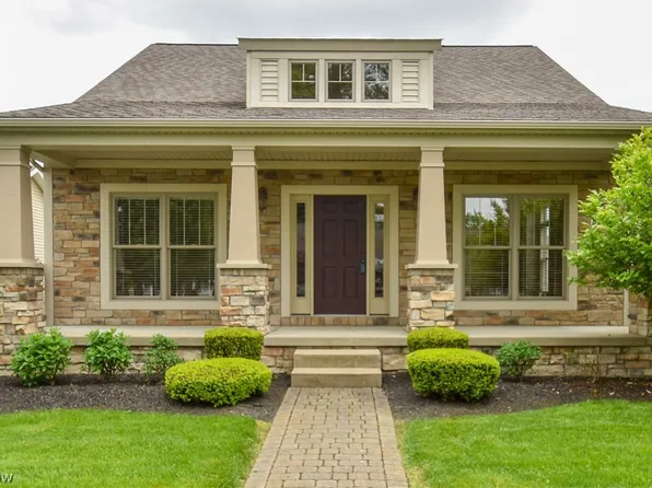 132 Saybrook Blvd, Columbiana, OH 44408
