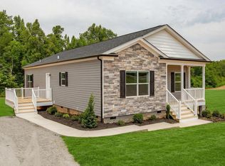 967 Levi Rd, Green Bay, VA 23942