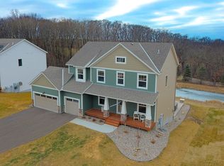 7500 Burr Oak Cv S, Cottage Grove, MN 55016