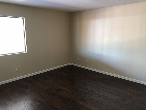 5th image of 2296 Lieder Dr