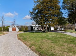 1060 Anderson Ln, Columbia, TN 38401