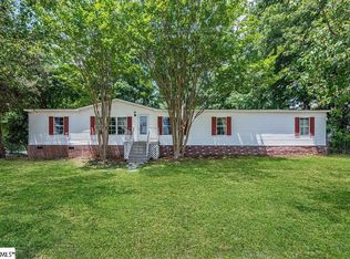2 Amber Grain Dr, Simpsonville, SC 29680