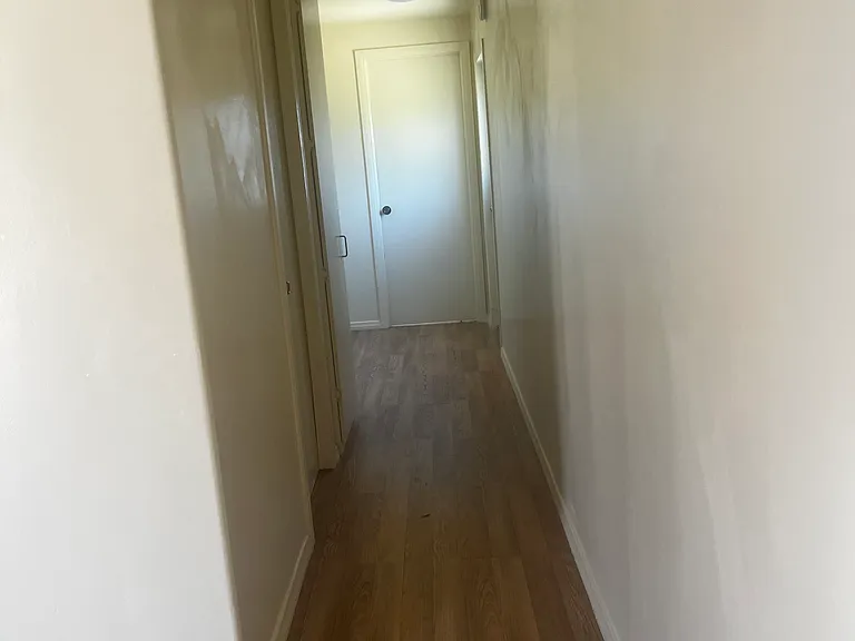 E Howe Rd — Photo 3