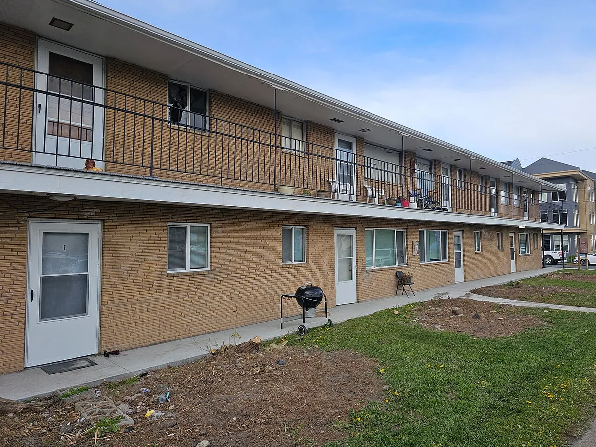 Building Photo - 839 Cedar St #3