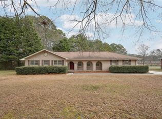 2576 Ashworth Lake Rd, Snellville, GA 30078