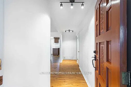 3 bed, $2,850 — Photo 3