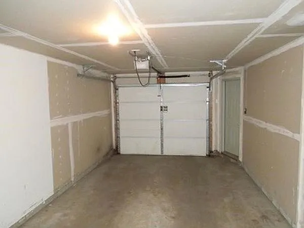 extra deep one-car garage with extra room for storage