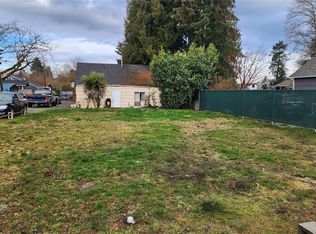 714 3rd St NW, Puyallup, WA