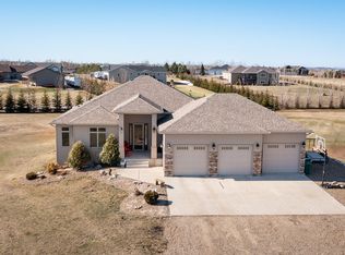 6731 Prairie Sage Pl, Bismarck, ND 58503