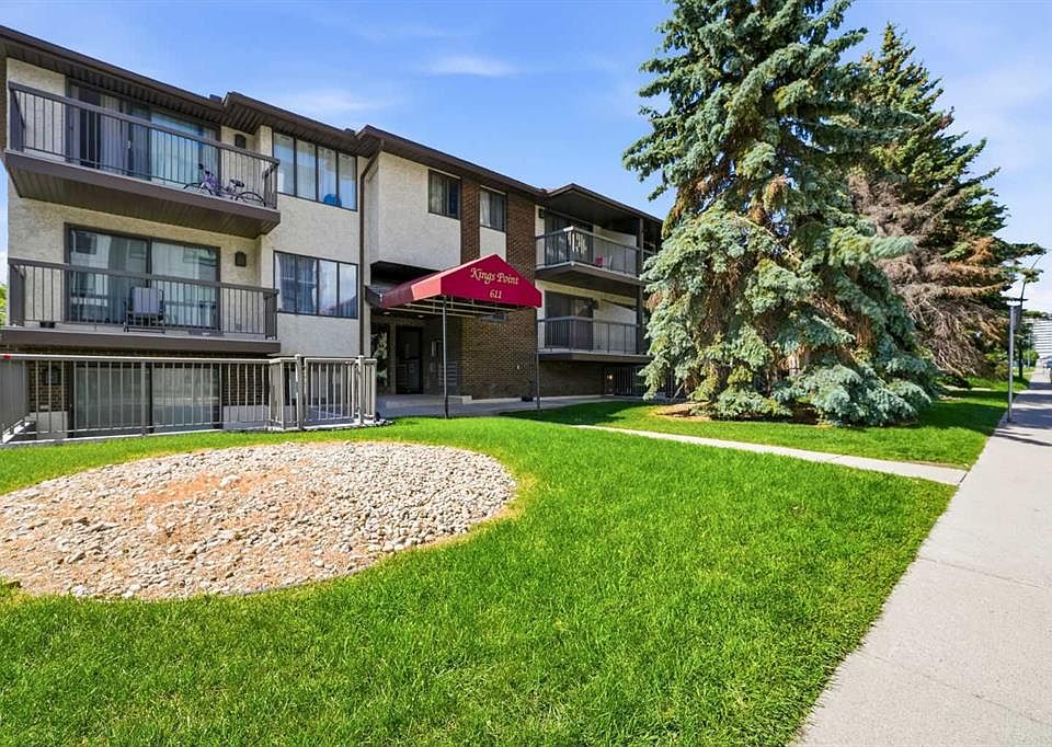 1st image of 611 N 67th Ave SW #102