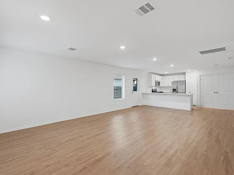 235 River Grove Ct — Photo 9